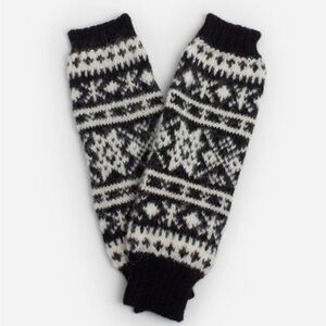 Noonday collection Highland Black and White Knit alpaca Arm Warmers